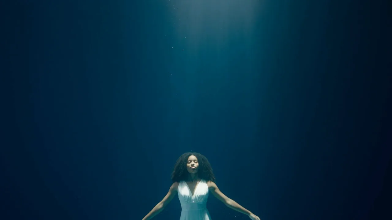 Underwater Solo — Seedance 2.5 sample