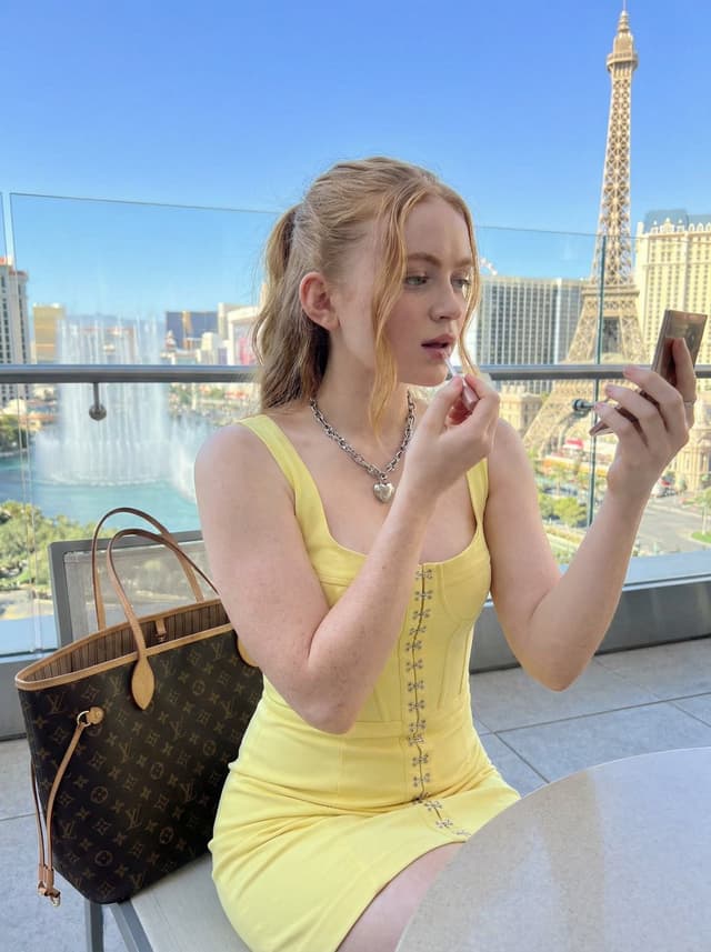 Sydney Sweeney in Pale Pink Corset Dress (Las Vegas) — output