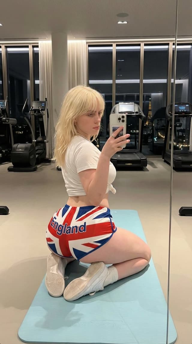 Social Media Post - Exaggerated Physique Gym Mirror Selfie Prompt (Spain Theme) — output