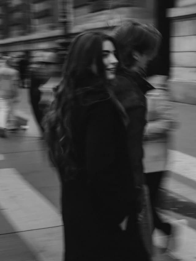 Cinematic Romantic Street Photography — output