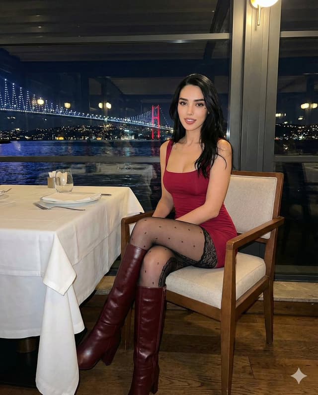 Lifestyle Portrait at Bosphorus Restaurant with Identity Lock — output