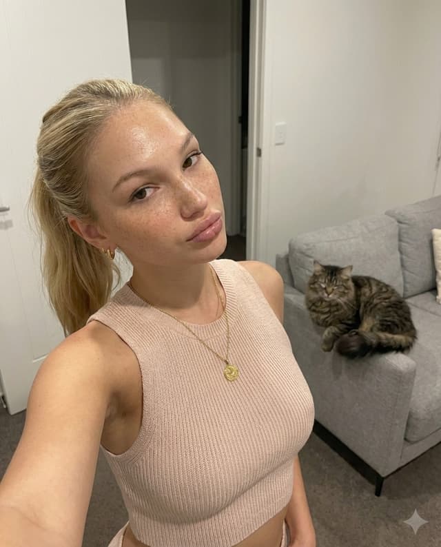Profile / Avatar - Realistic Smartphone Selfie with Cat in Living Room — output