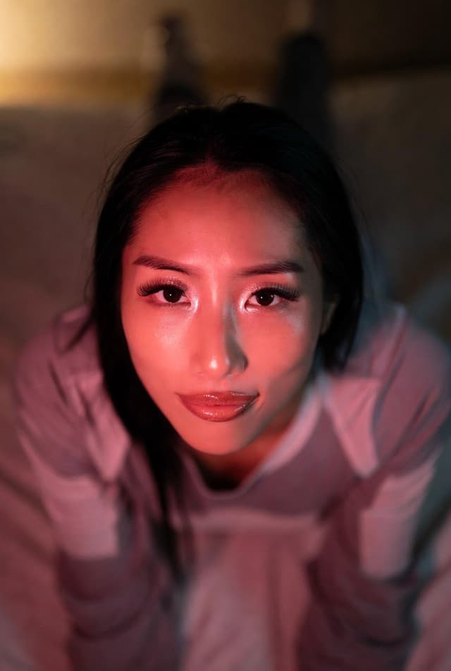 Profile / Avatar - Y2K Flash Photo Aesthetic Prompt (Duplicate) — output