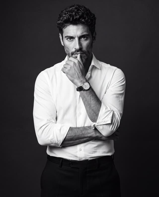 Profile / Avatar - Black and White Studio Portrait of a Man — output