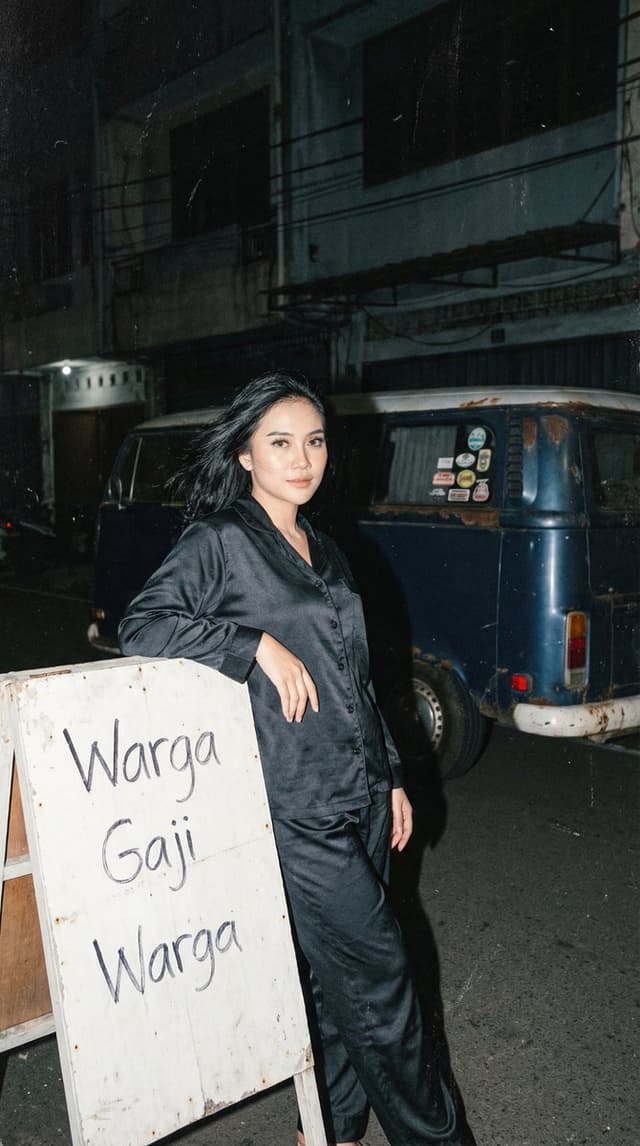 Analog 35mm Night Photography Portrait Prompt with VW Van — output