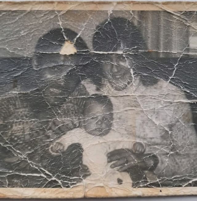 Profile / Avatar - Old Photo Restoration Prompt — output
