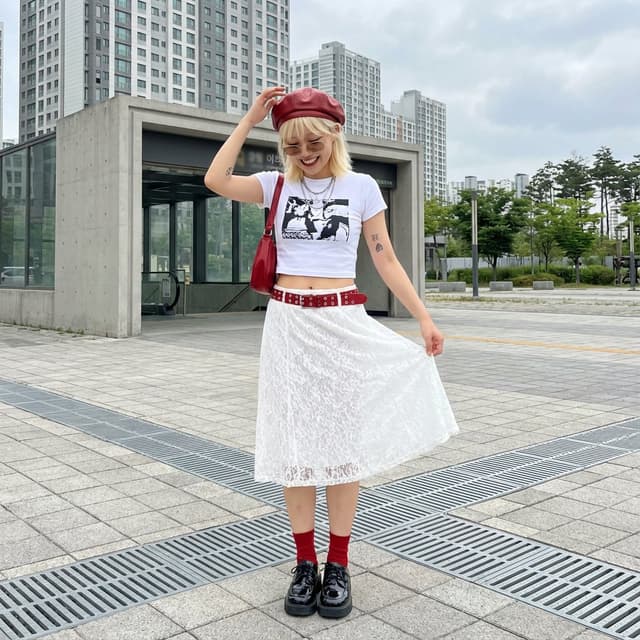 Social Media Post - Modern Street Fashion Photography Prompt — output