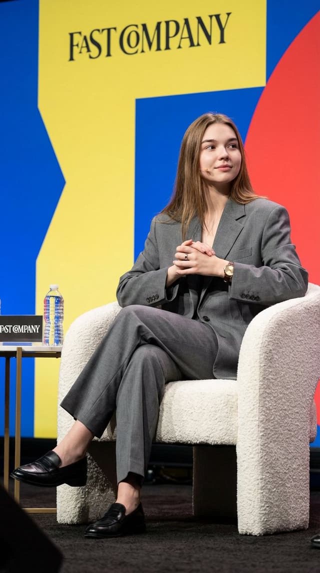 Candid Editorial Conference Portrait Prompt with Identity Lock — output
