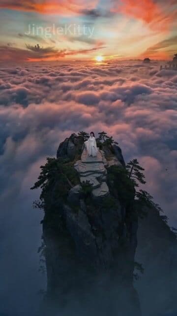 Wuxia Swordplay on a Mountain Peak (Seedance 2.0) — cover