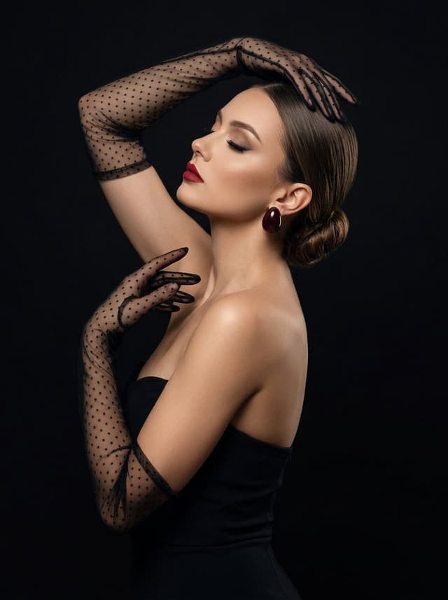 Product Marketing - Dark Studio Portrait Prompt — output