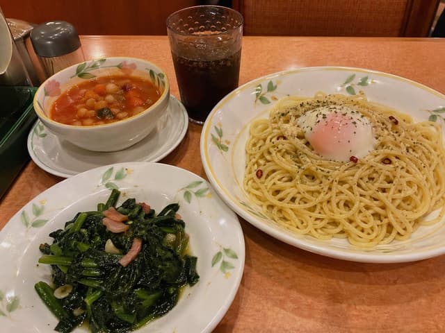Social Media Post - Natural Restaurant Meal Regeneration — output