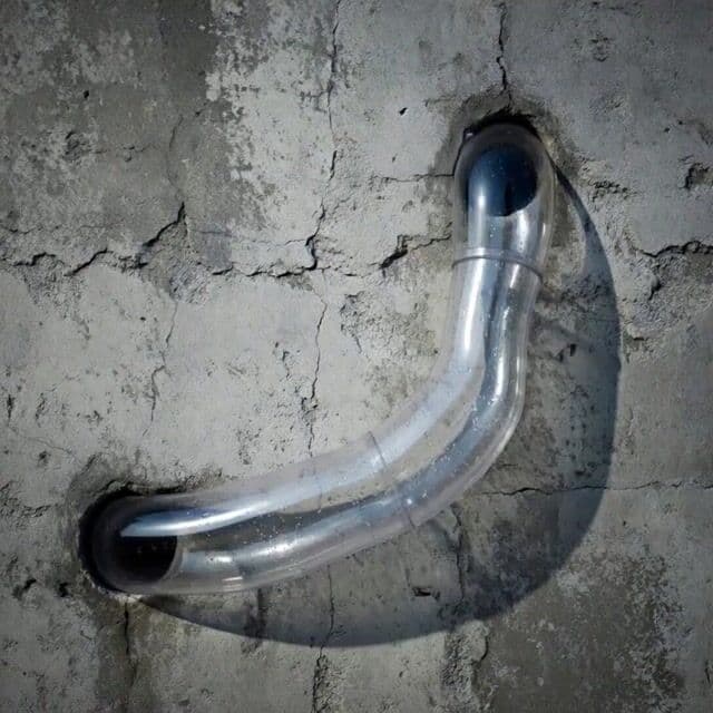 Fluid Dynamics Visualization in a Tube — cover