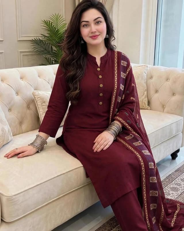 Product Marketing - Elegant Pakistani Fashion Portrait — output