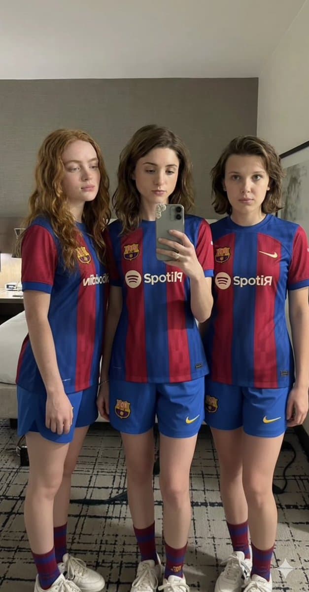 Full-Body Mirror Selfie of Actresses in FC Barcelona Kits — output