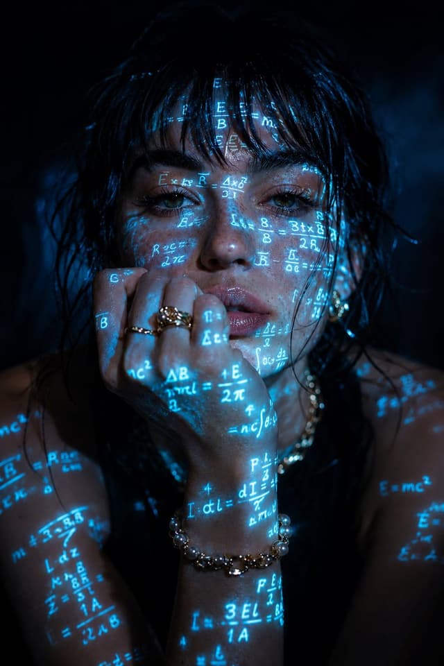 Profile / Avatar - Cyberpunk Glow Mathematical Portrait — output