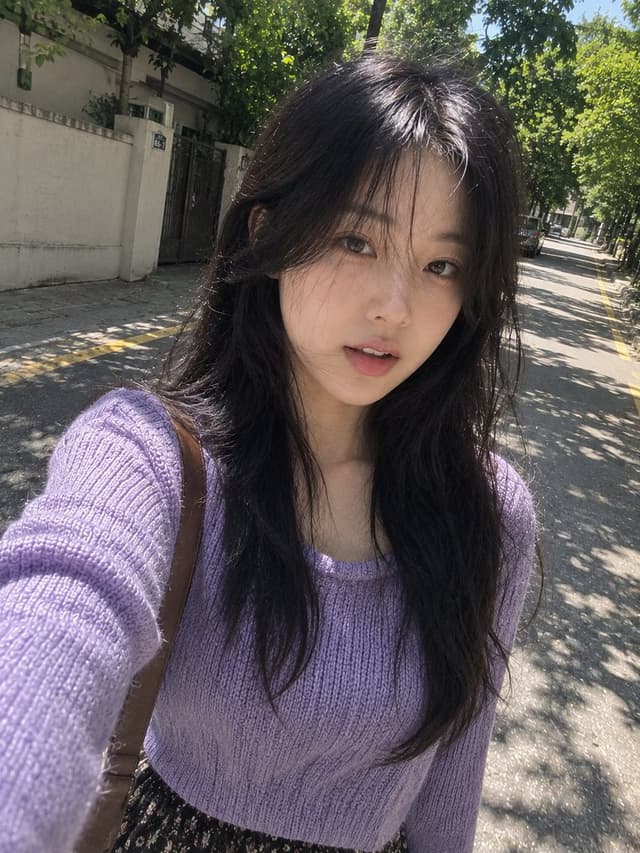 Profile / Avatar - Realistic Smartphone Selfie Portrait — output
