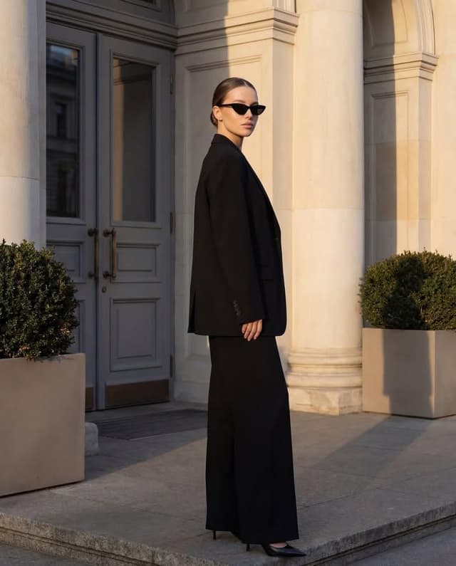 Quiet Luxury Street Fashion Editorial Prompt — output