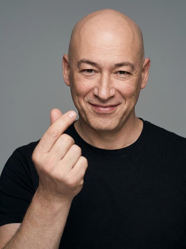 Profile / Avatar - Studio Portrait with Finger Heart Gesture — output